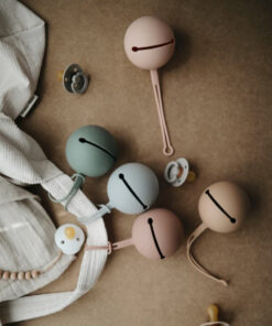 Alternative view of Mushie Pacifer Care Mørk Grå
