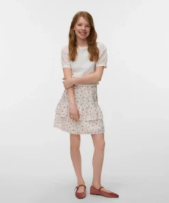 Alternative view of Vero Moda Girls Janni Short Top Snow White