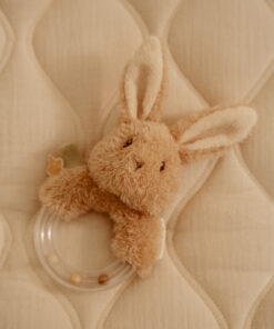 Alternative view of Little Dutch - Ringrangle Newborn